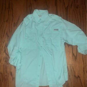 Columbia Mint Green Button-Up Shirt